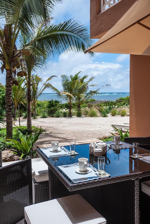 Hotel Medina Palms Watamu Esterno foto