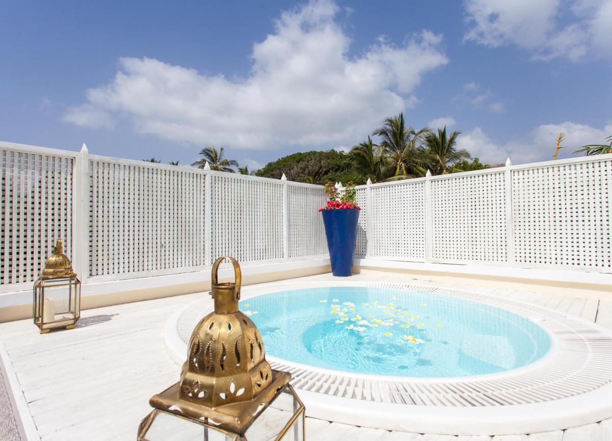 Hotel Medina Palms Watamu Esterno foto