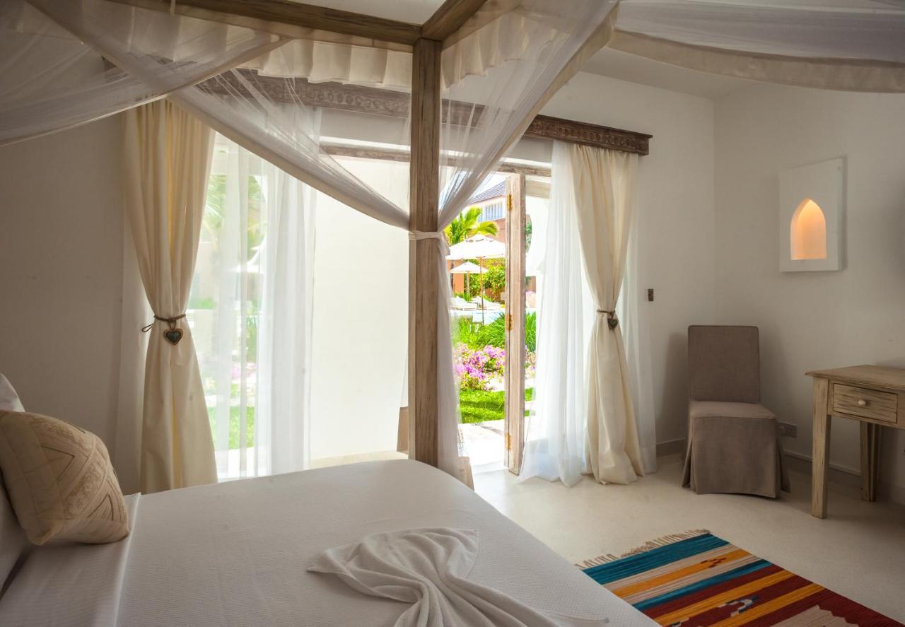 Hotel Medina Palms Watamu Esterno foto